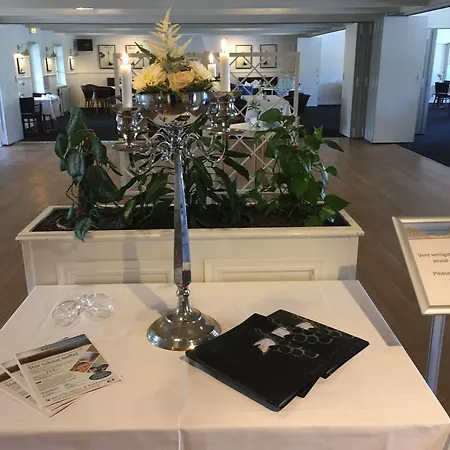 Ronnes Hotel
