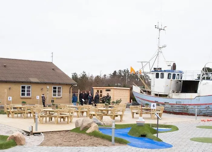 Ronnes Отель 3*